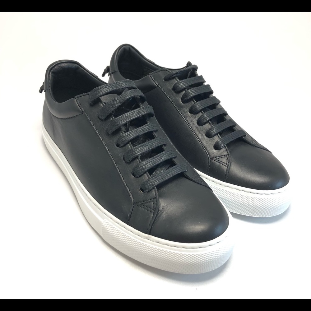GIVENCHY Urban Street Leather Sneakers